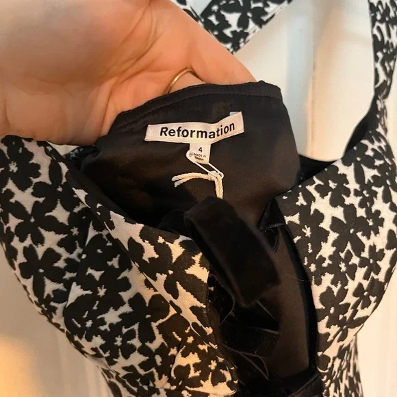 Reformation Azalea Top - Picture 4 of 5